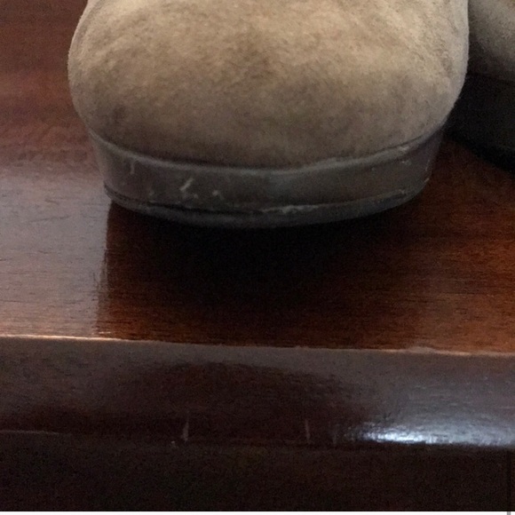 Bandolino Cardinal Ankle Boot Heel Grey Size 6.5 - Picture 8 of 10